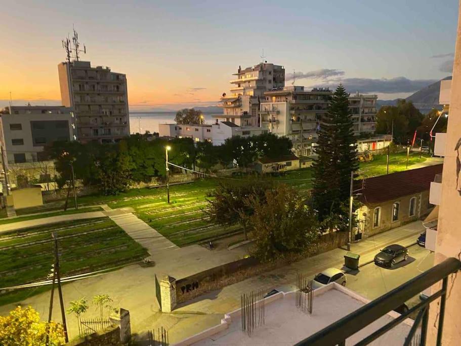 Blue View Appartamento Patras Esterno foto