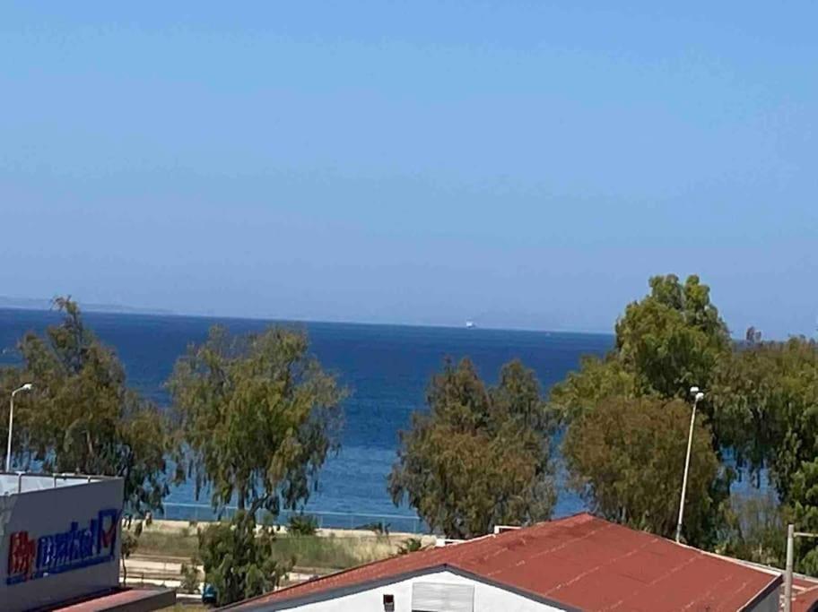 Blue View Appartamento Patras Esterno foto
